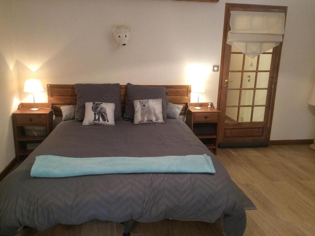 L'Ourserie Bed & Breakfast Saint-Paul-en-Chablais Номер фото